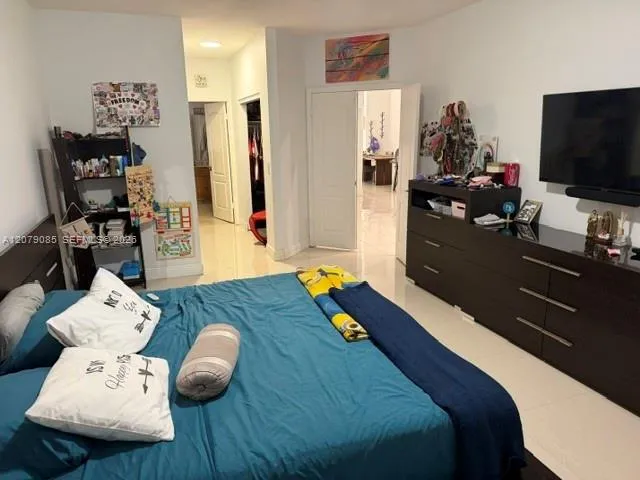 9771 NW 32nd St Doral, FL 33172