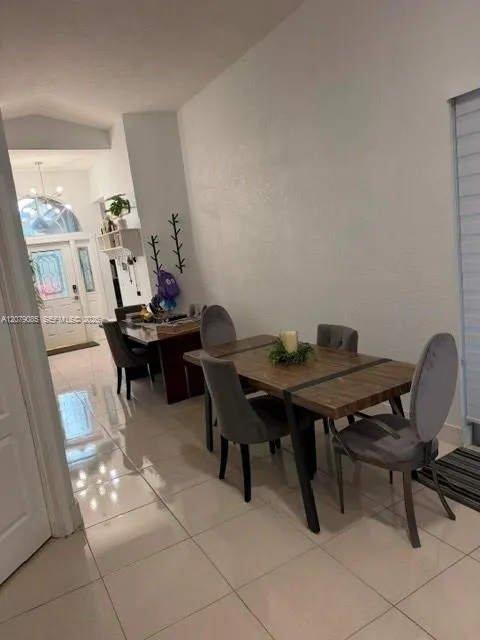 9771 NW 32nd St Doral, FL 33172