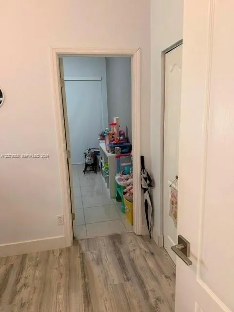 9771 NW 32nd St Doral, FL 33172