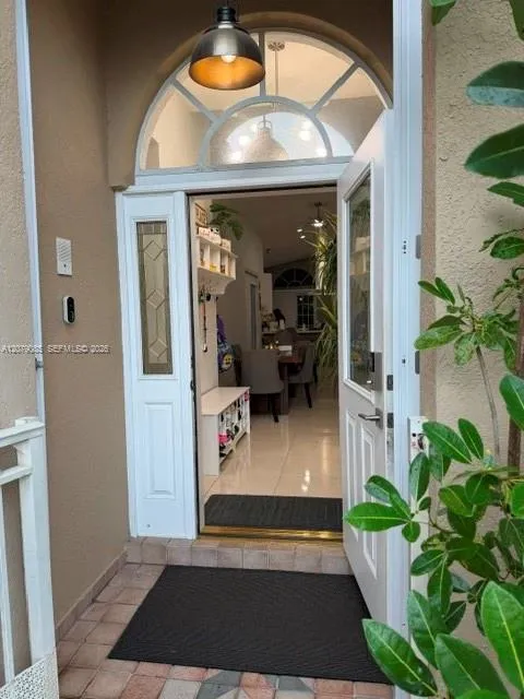 9771 NW 32nd St Doral, FL 33172