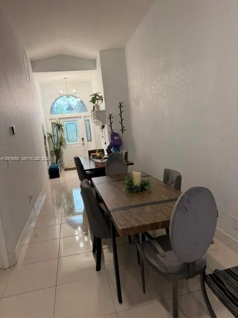 9771 NW 32nd St Doral, FL 33172