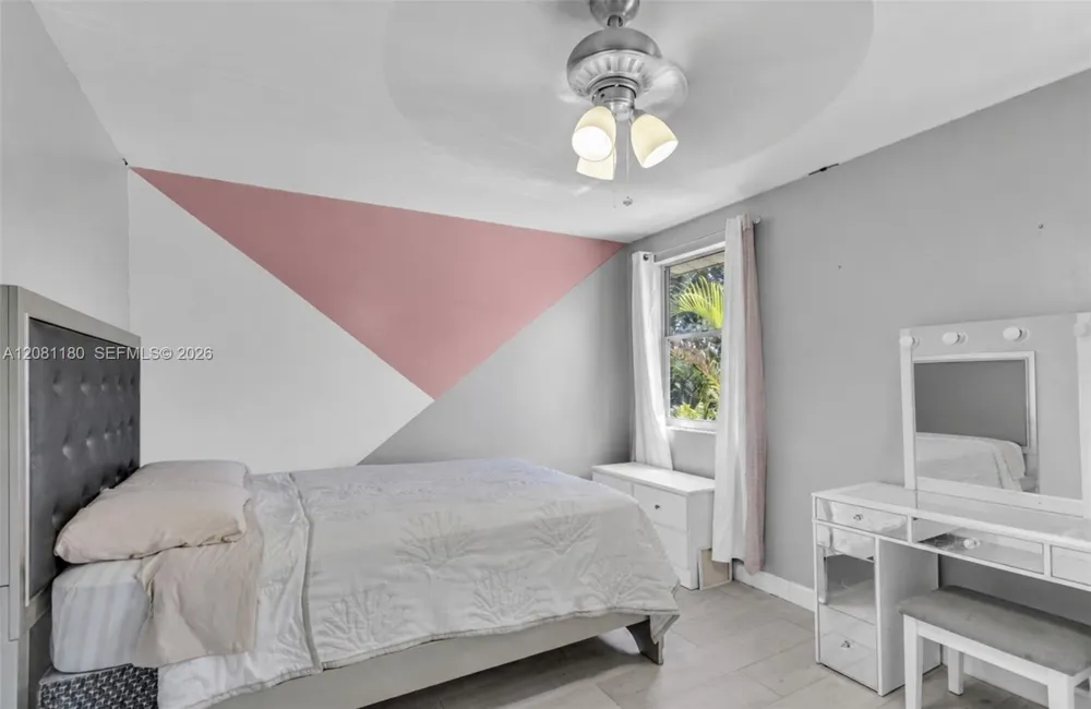 789 Crystal Lake Dr Deerfield Beach, FL 33064