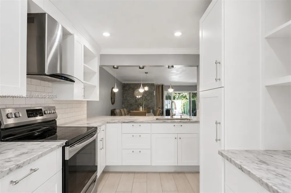 789 Crystal Lake Dr Deerfield Beach, FL 33064