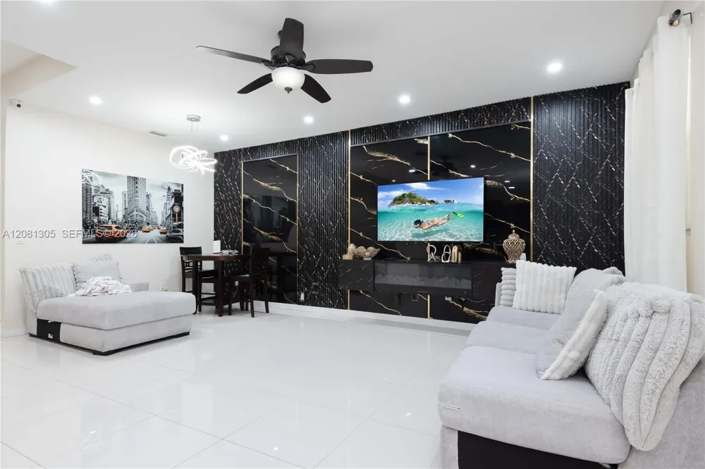 11828 SW 253rd St Homestead, FL 33032