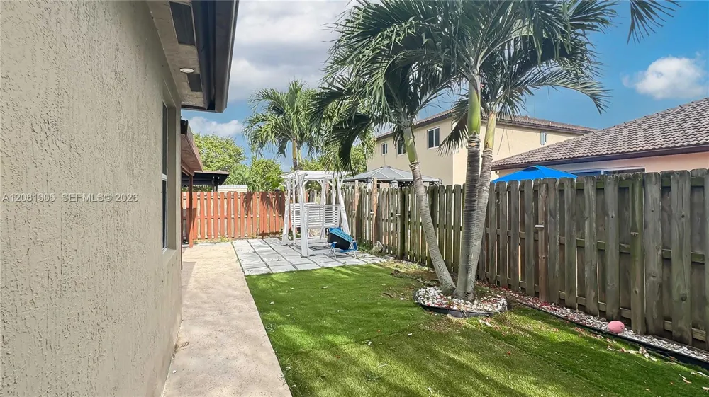 11828 SW 253rd St Homestead, FL 33032