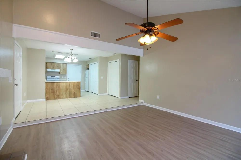1545 KING AVENUE Lakeland, FL 33803