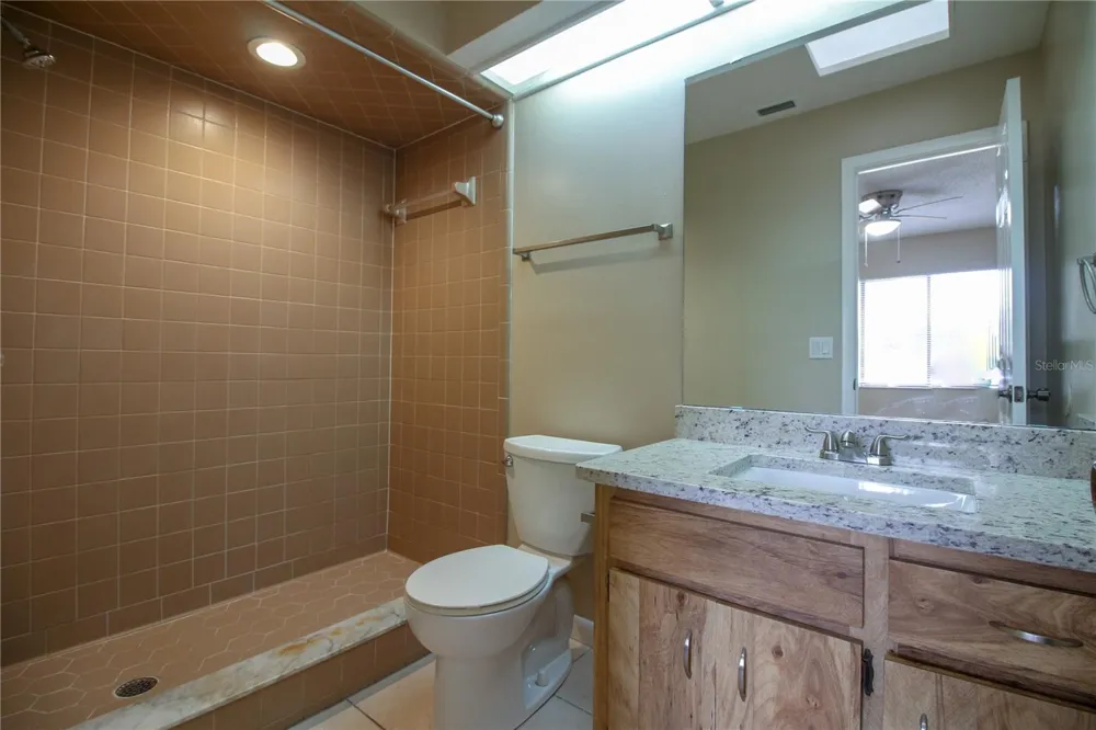 1545 KING AVENUE Lakeland, FL 33803