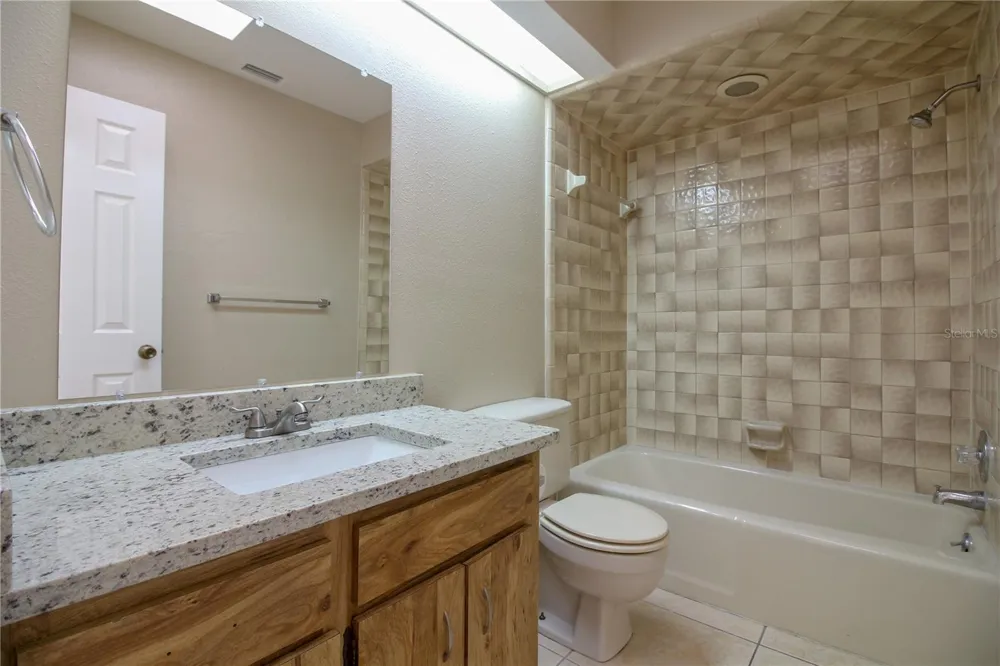 1545 KING AVENUE Lakeland, FL 33803