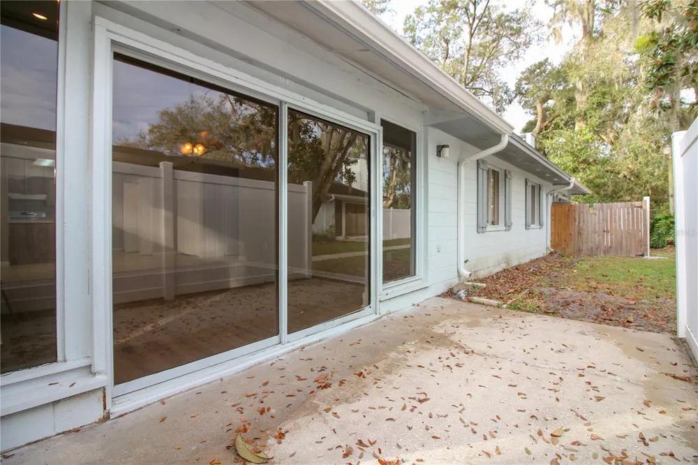 1545 KING AVENUE Lakeland, FL 33803