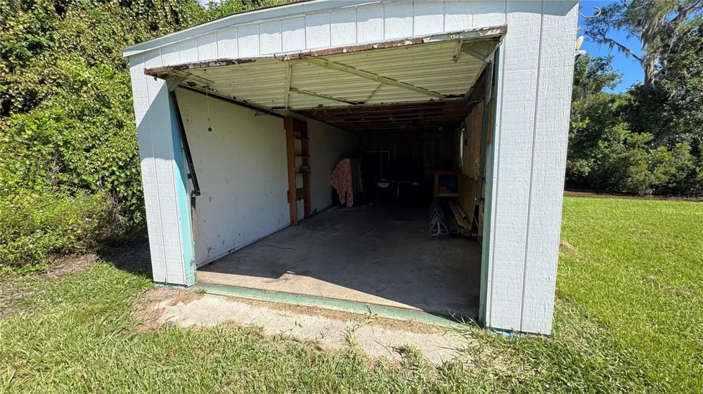 5329 EAGLES NEST ROAD Fruitland Park, FL 34731