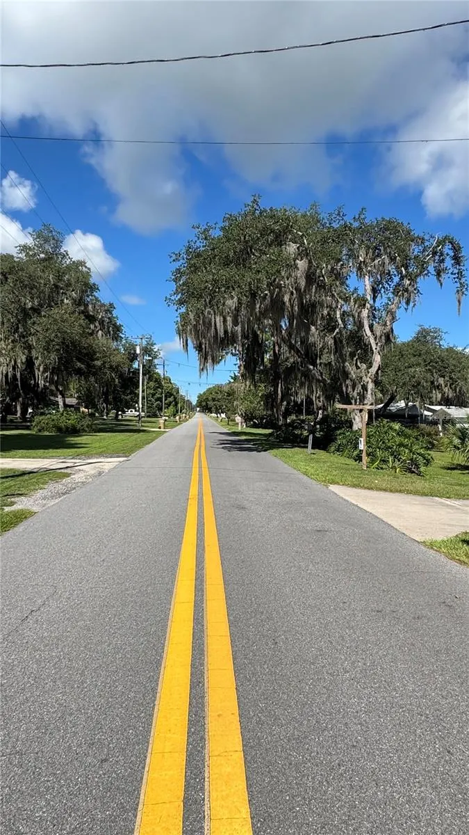 5329 EAGLES NEST ROAD Fruitland Park, FL 34731