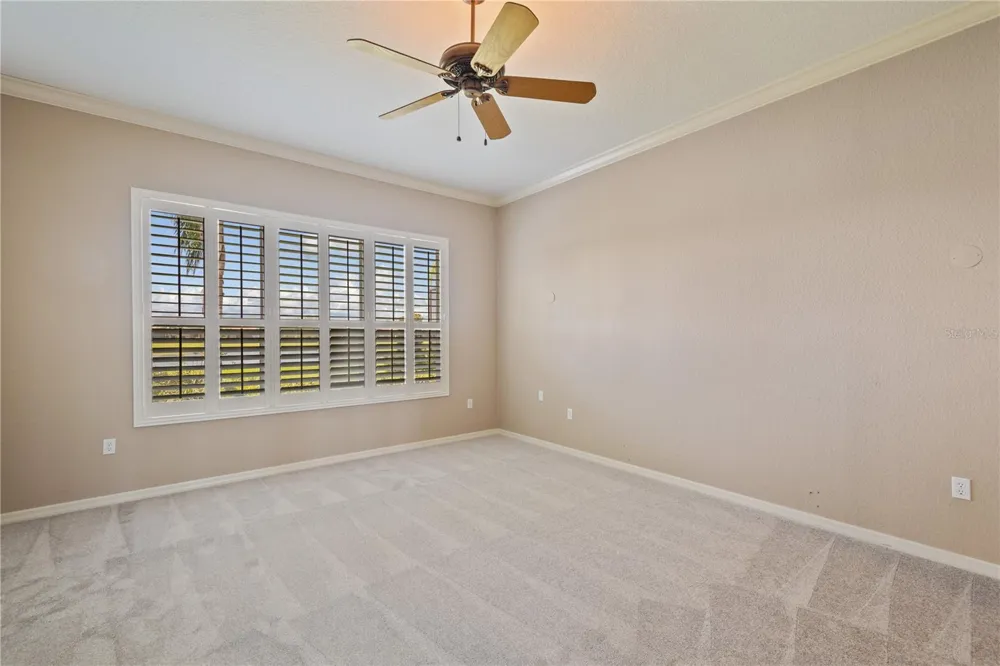 2464 LAUREL GLEN DRIVE Lakeland, FL 33803
