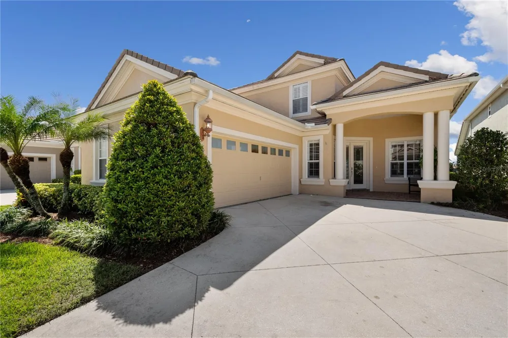 2464 LAUREL GLEN DRIVE Lakeland, FL 33803