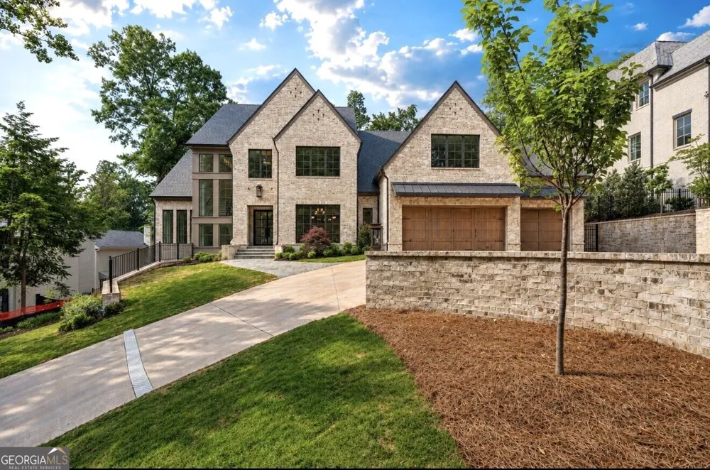 95 Blackland RD NW Atlanta, GA 30342