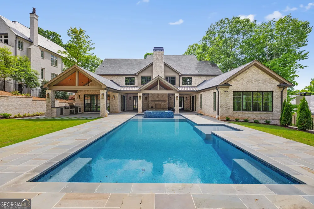 95 Blackland RD NW Atlanta, GA 30342
