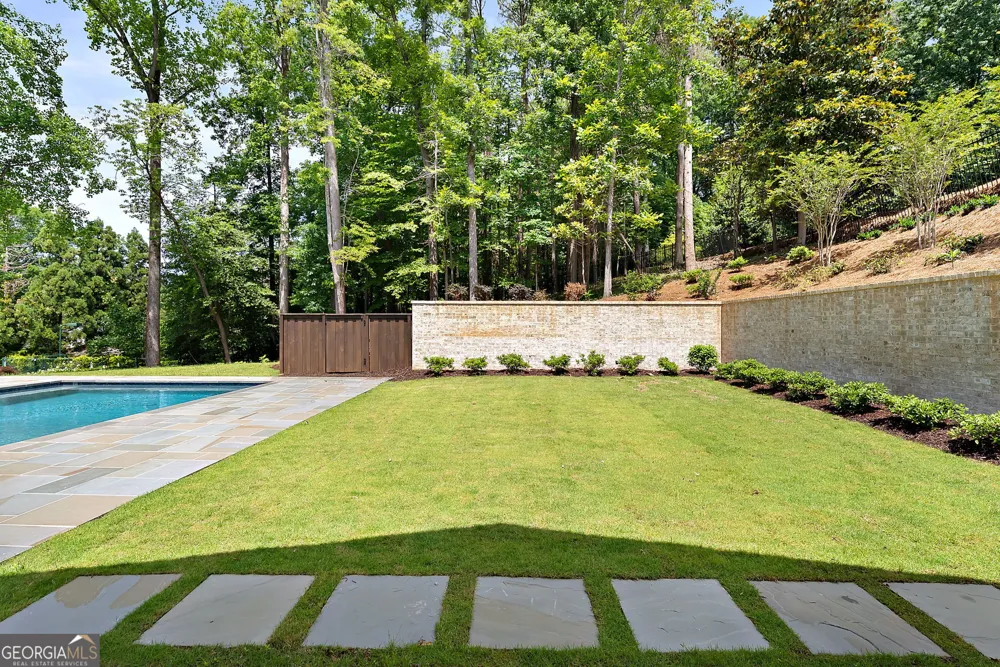 95 Blackland RD NW Atlanta, GA 30342