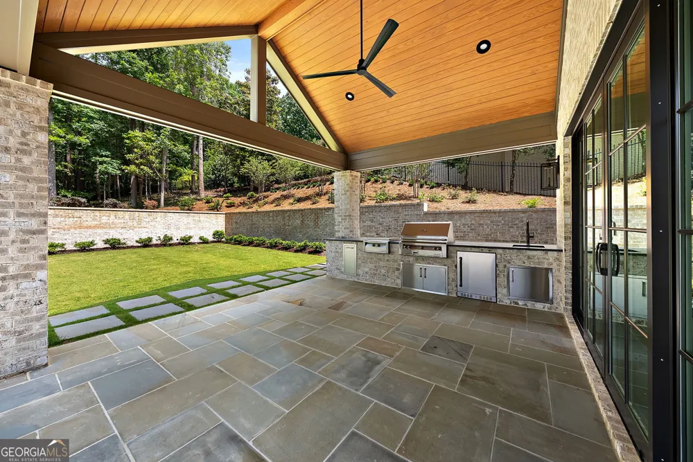 95 Blackland RD NW Atlanta, GA 30342