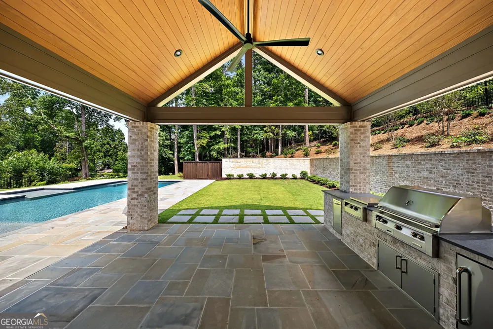 95 Blackland RD NW Atlanta, GA 30342
