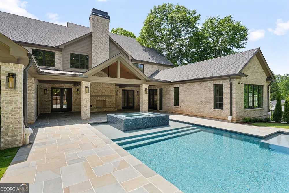 95 Blackland RD NW Atlanta, GA 30342