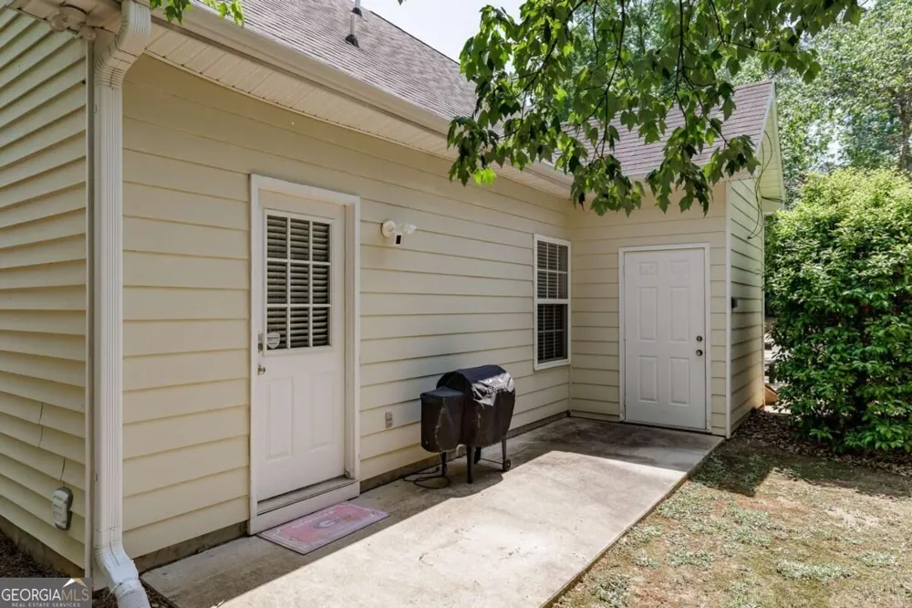 1305 Cedar Shoals DR Athens, GA 30605