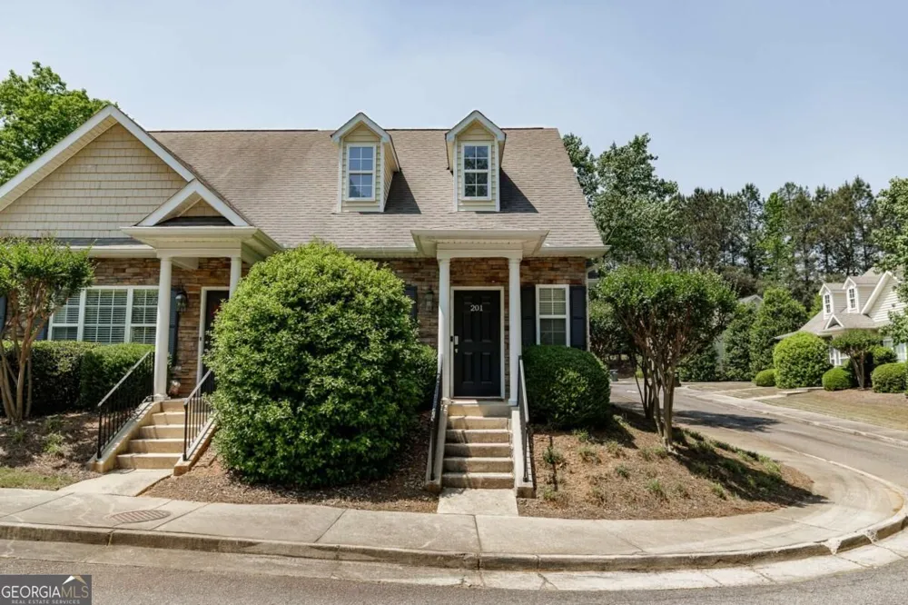 1305 Cedar Shoals DR Athens, GA 30605
