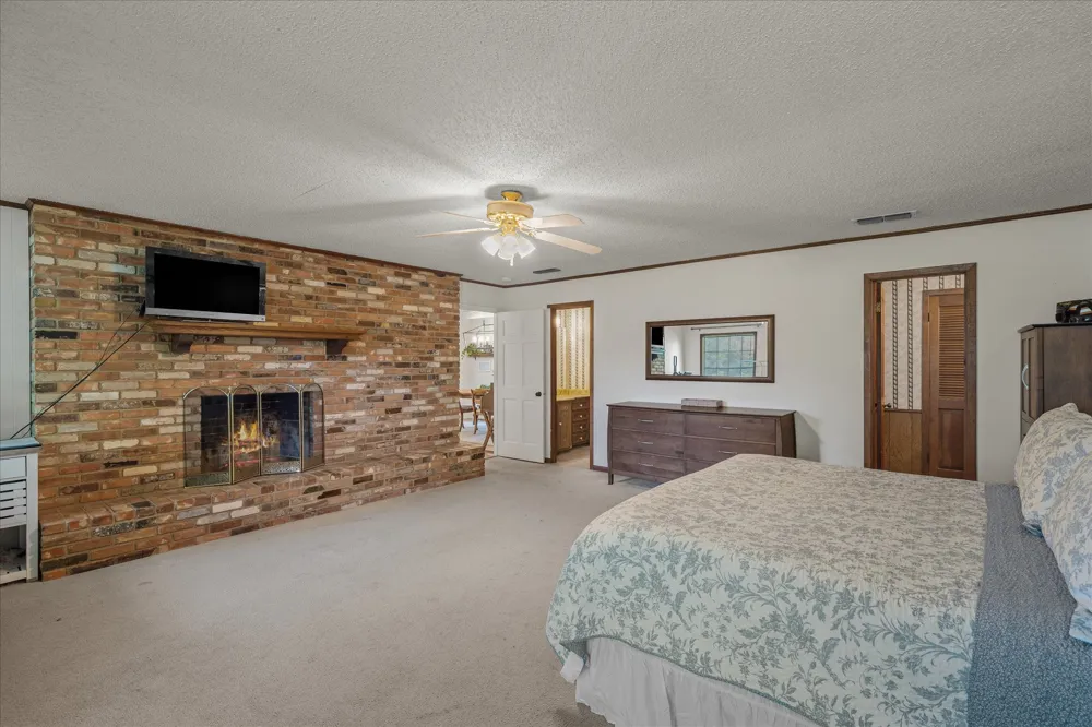 893 Vz County Road 4203 Canton, TX 75103
