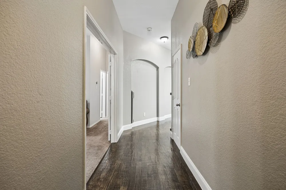 1023 Aviary Aubrey, TX 76227