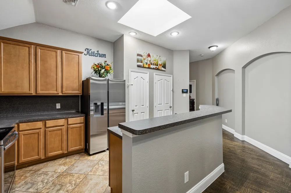 1023 Aviary Aubrey, TX 76227