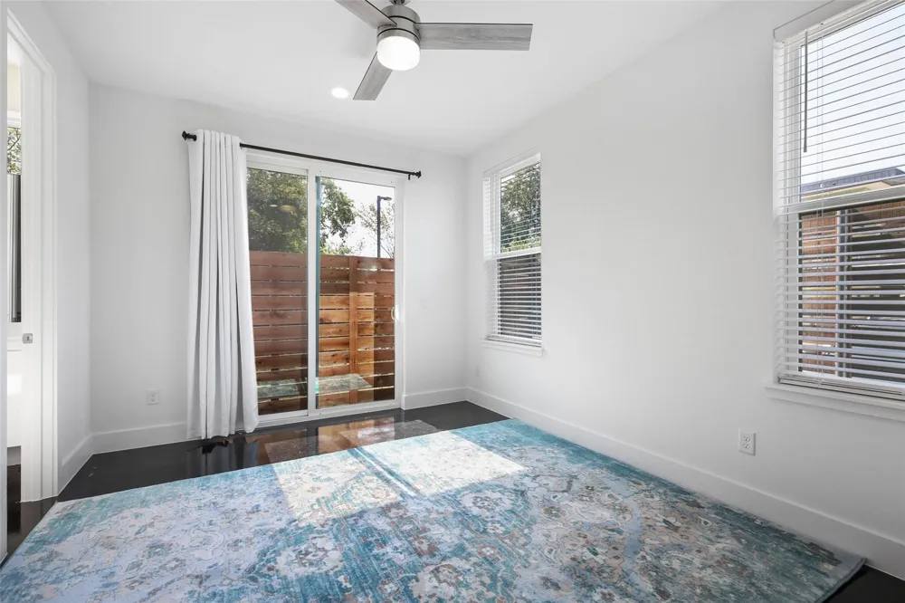 4904 Lexington Court Dallas, TX 75206