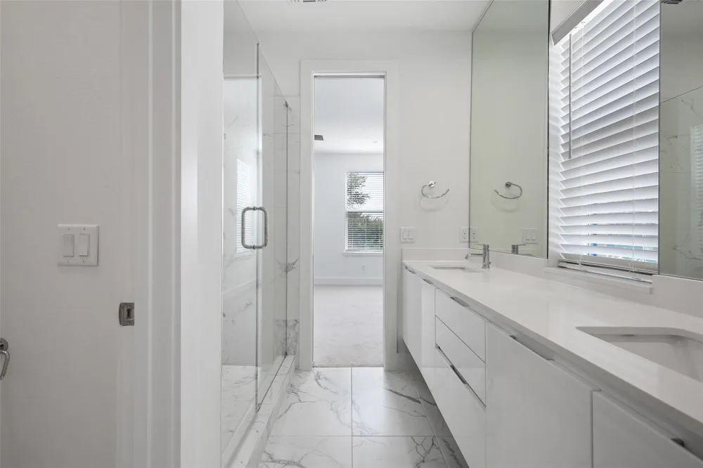 4904 Lexington Court Dallas, TX 75206