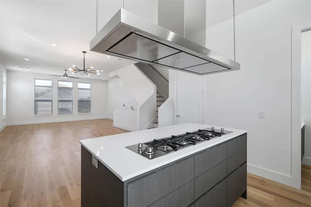 4904 Lexington Court Dallas, TX 75206