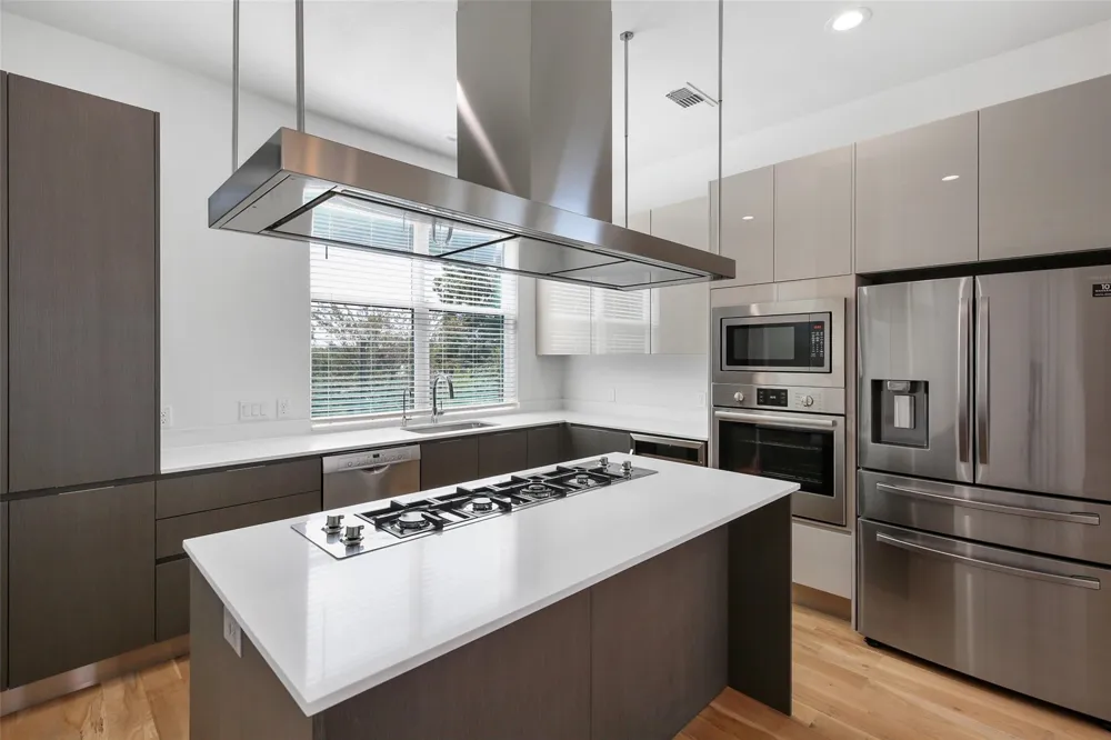 4904 Lexington Court Dallas, TX 75206