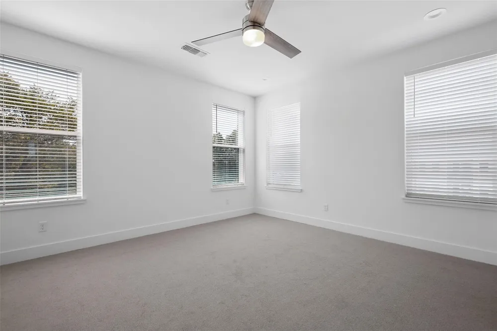 4904 Lexington Court Dallas, TX 75206