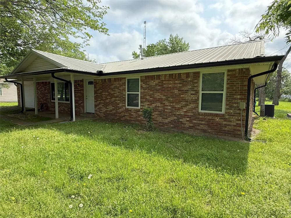 494 Lannius Road Dodd City, TX 75438