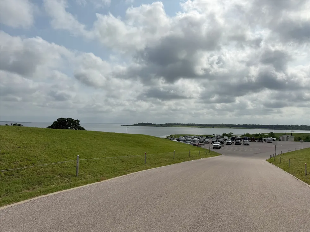 494 Lannius Road Dodd City, TX 75438
