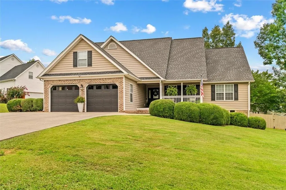 209 Vineyard Drive Tunnel Hill, GA 30755