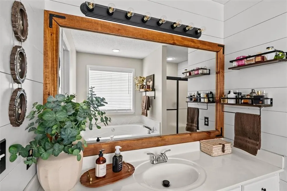 209 Vineyard Drive Tunnel Hill, GA 30755