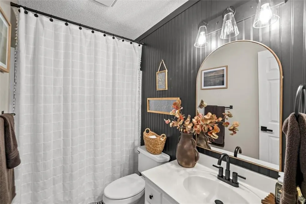 209 Vineyard Drive Tunnel Hill, GA 30755