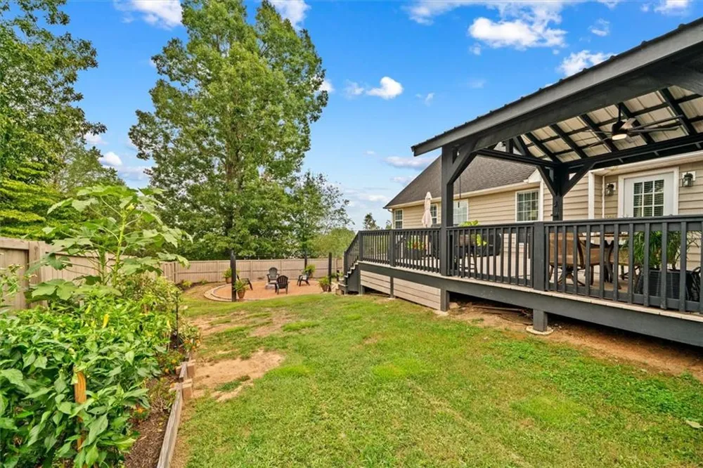 209 Vineyard Drive Tunnel Hill, GA 30755