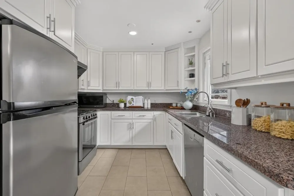 898 Lois Avenue Sunnyvale, CA 94087