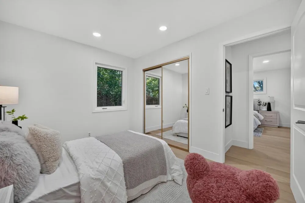 898 Lois Avenue Sunnyvale, CA 94087
