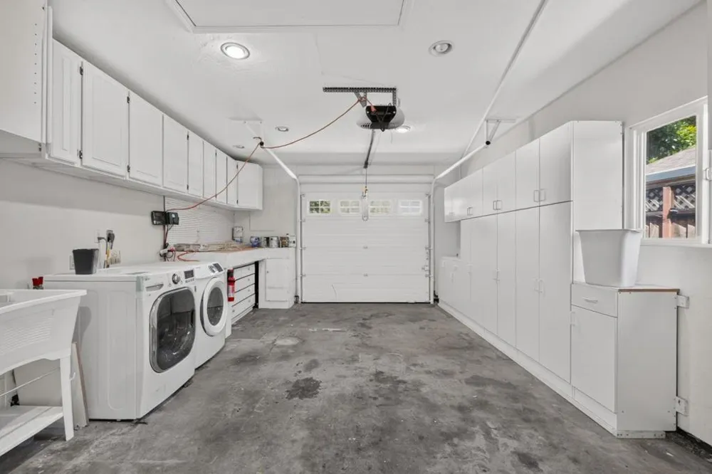 898 Lois Avenue Sunnyvale, CA 94087