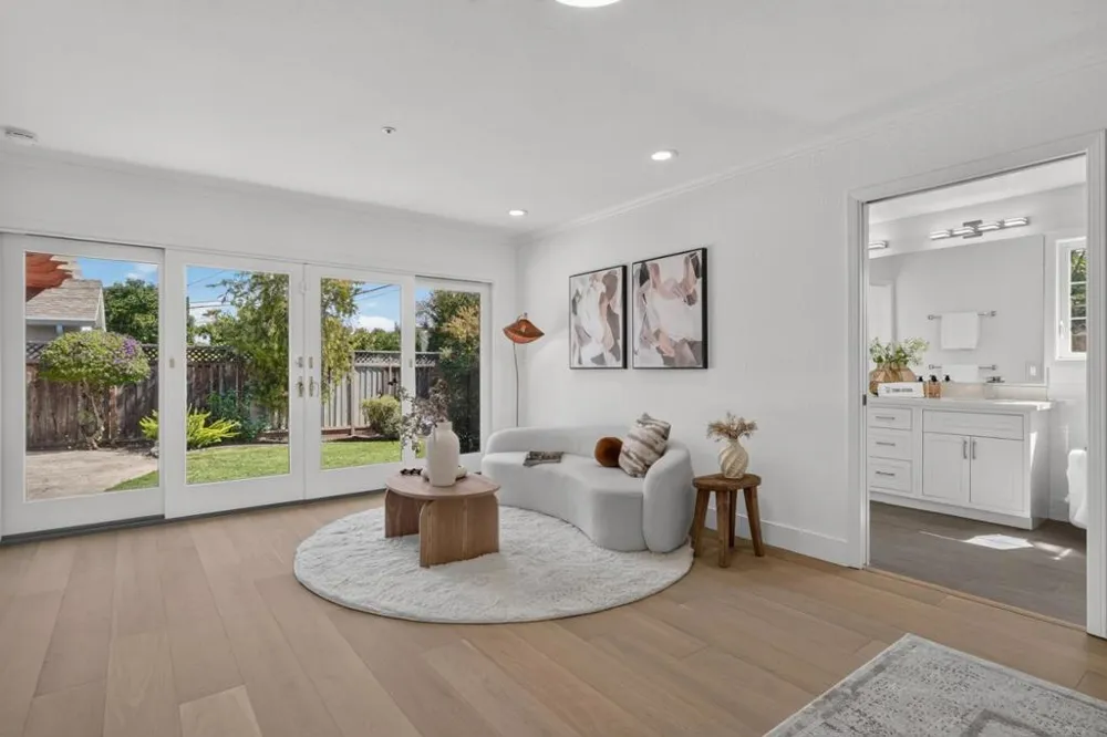 898 Lois Avenue Sunnyvale, CA 94087