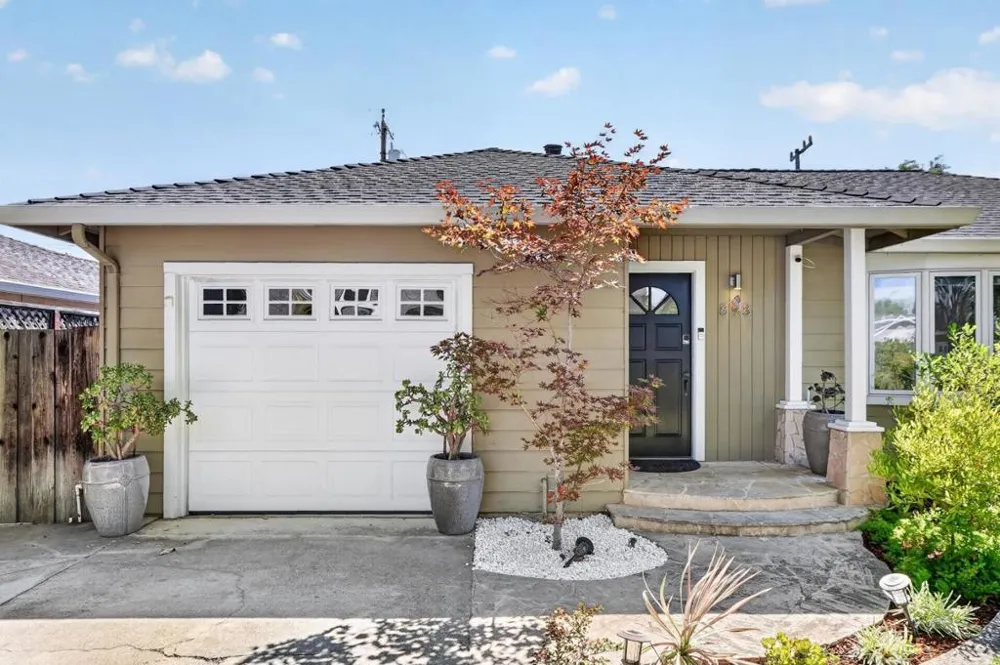 898 Lois Avenue Sunnyvale, CA 94087