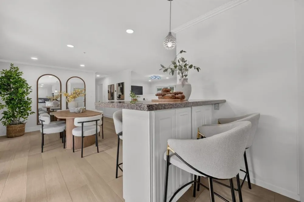 898 Lois Avenue Sunnyvale, CA 94087
