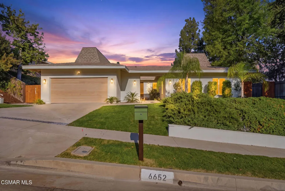 6652 Daryn Drive West Hills, CA 91307