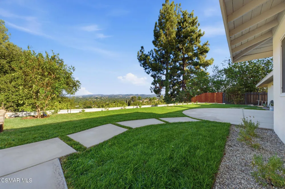 6652 Daryn Drive West Hills, CA 91307