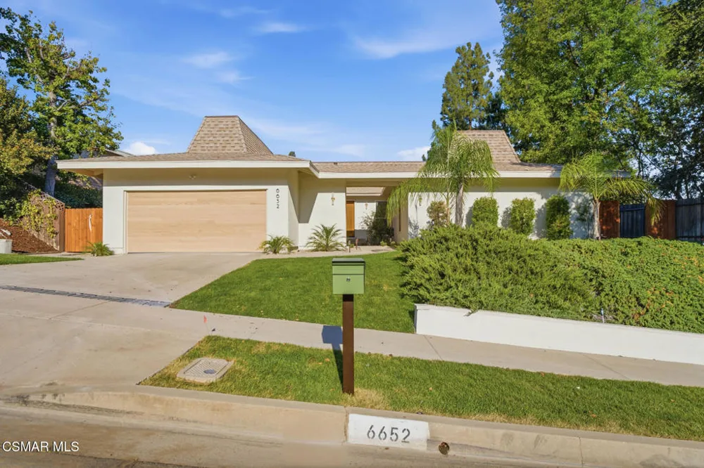 6652 Daryn Drive West Hills, CA 91307
