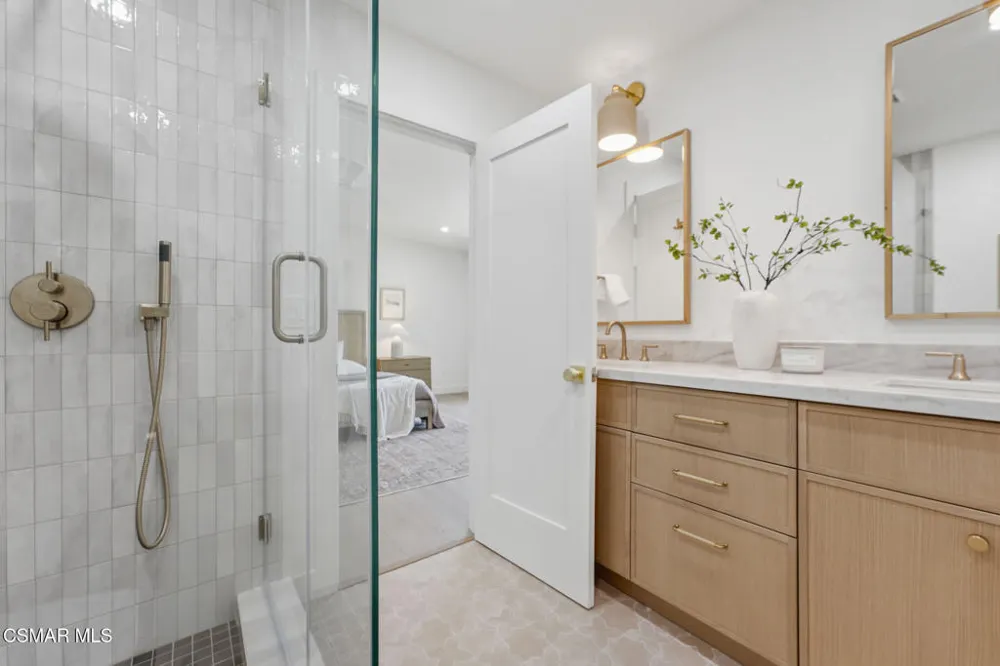 6652 Daryn Drive West Hills, CA 91307