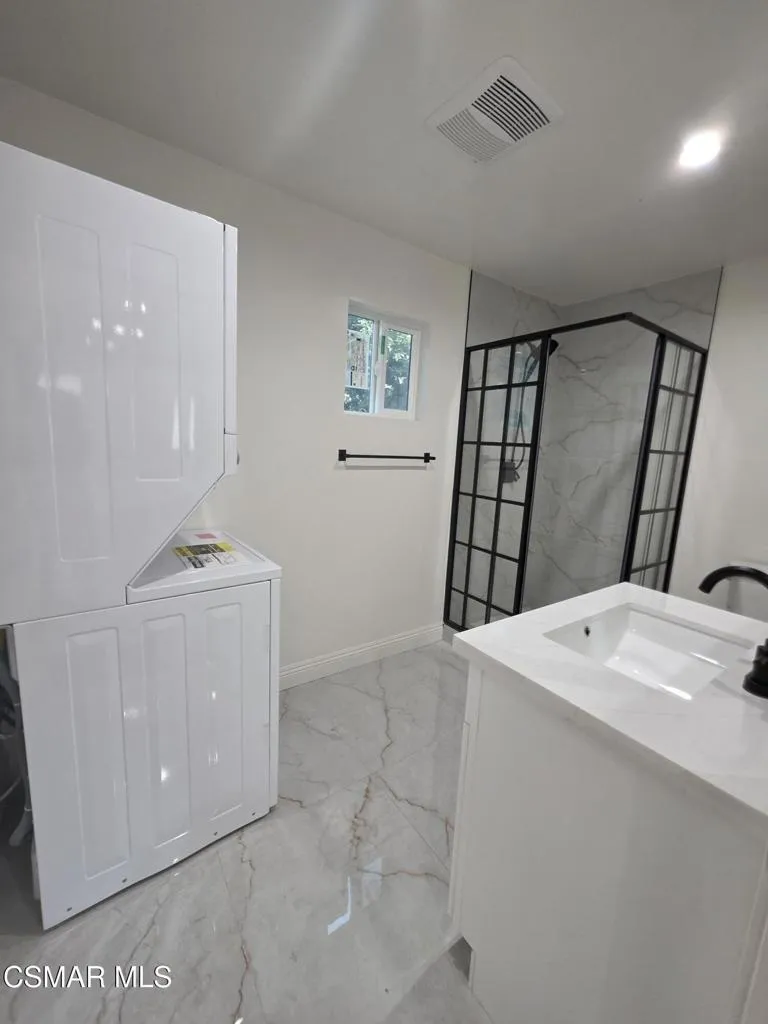 22158 Eccles Street West Hills, CA 91304